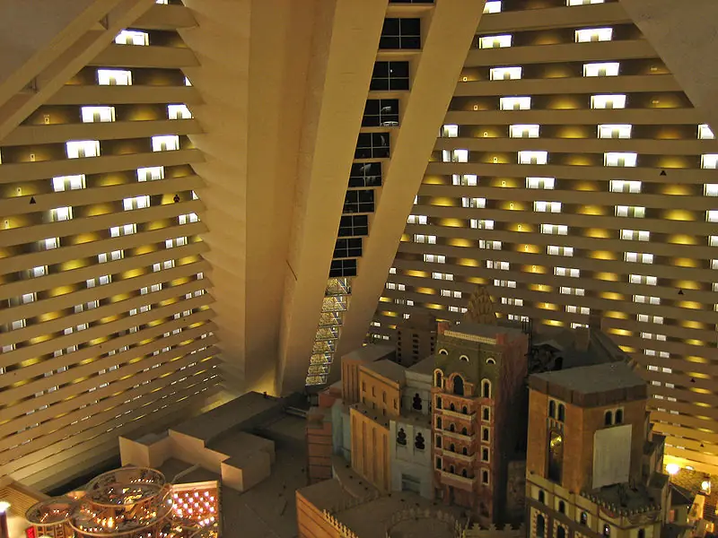 Luxor Inclinator Elevator